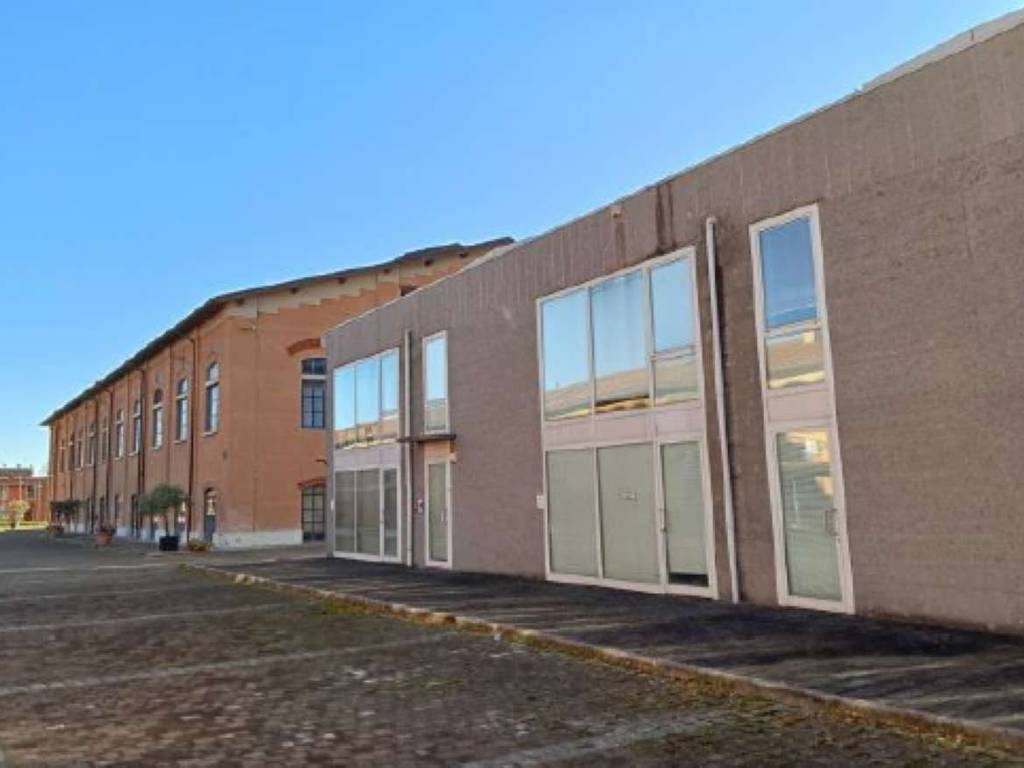 negozio in vendita a San Giovanni Valdarno