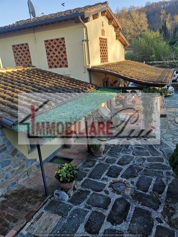 quadrivano in vendita a San Giovanni Valdarno