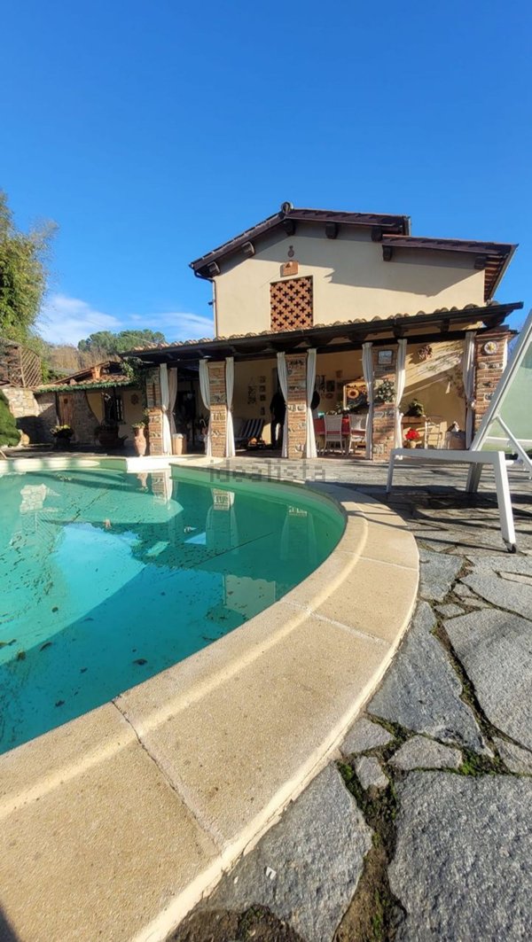 quadrivano in vendita a San Giovanni Valdarno