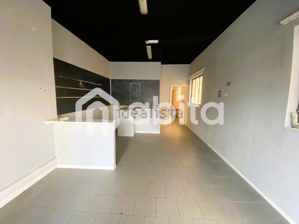 negozio in vendita a San Giovanni Valdarno