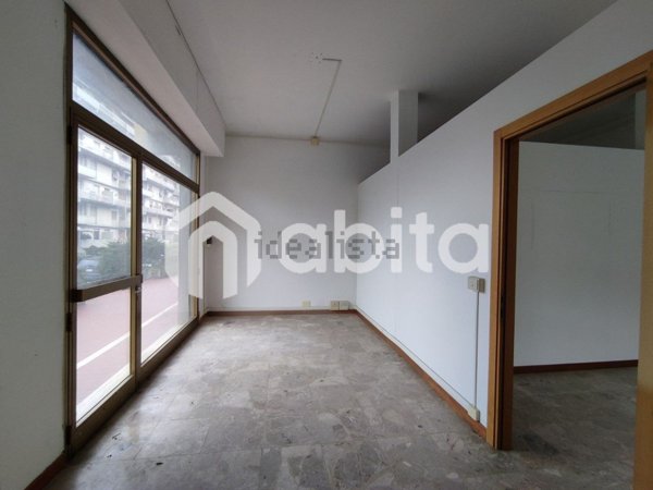 ufficio in vendita a San Giovanni Valdarno