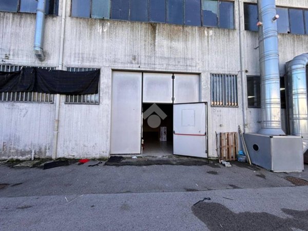 negozio in vendita a San Giovanni Valdarno