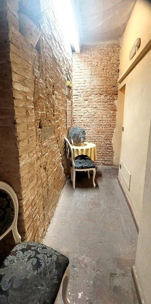 negozio in vendita a San Giovanni Valdarno