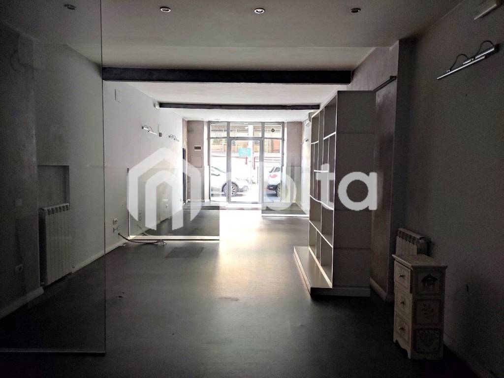 negozio in vendita a San Giovanni Valdarno