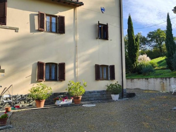 casale in vendita a San Giovanni Valdarno
