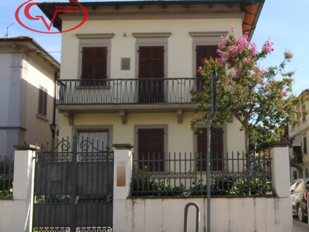 casa indipendente in vendita a San Giovanni Valdarno