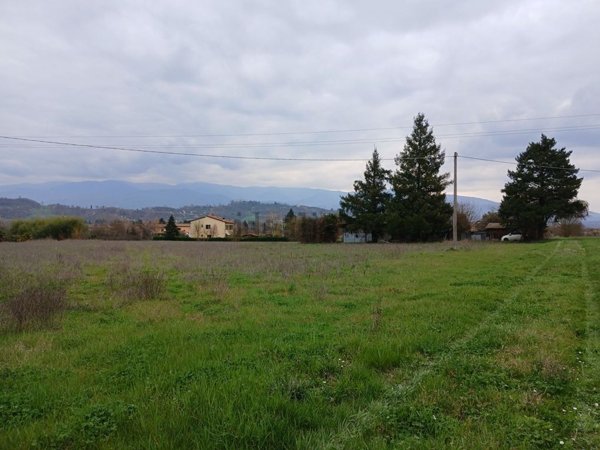 locale di sgombero in vendita a San Giovanni Valdarno