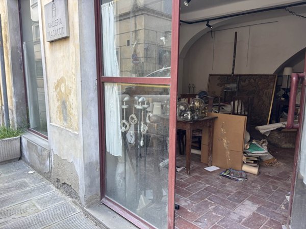 negozio in vendita a San Giovanni Valdarno
