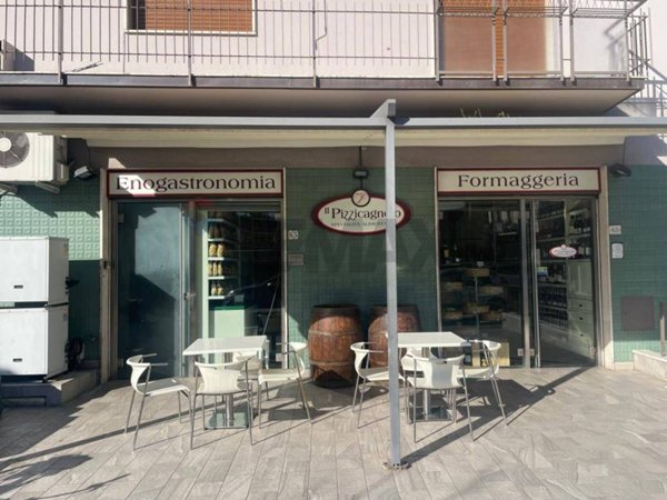 negozio in vendita a San Giovanni Valdarno