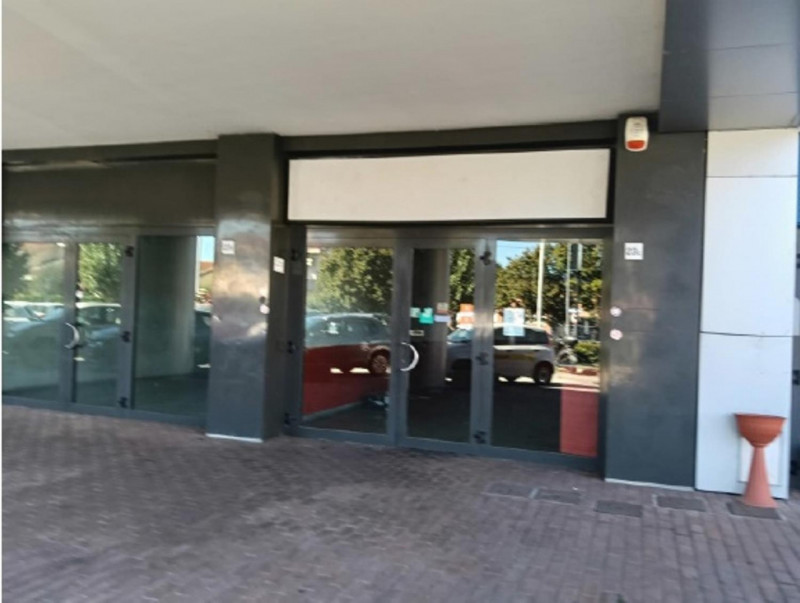 negozio in vendita a San Giovanni Valdarno