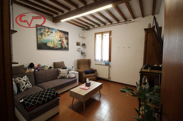 intera palazzina in vendita a San Giovanni Valdarno