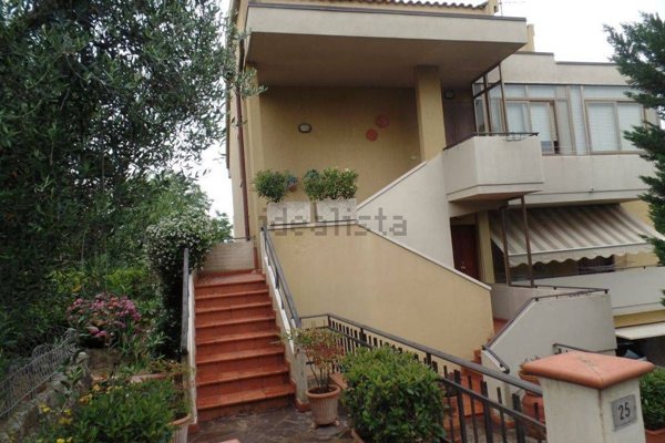 casa indipendente in vendita a San Giovanni Valdarno in zona Badiola-Renacci