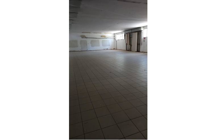 ufficio in vendita a San Giovanni Valdarno in zona Badiola-Renacci
