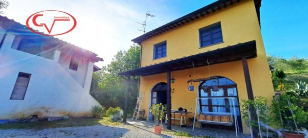 casa indipendente in vendita a San Giovanni Valdarno in zona Montecarlo