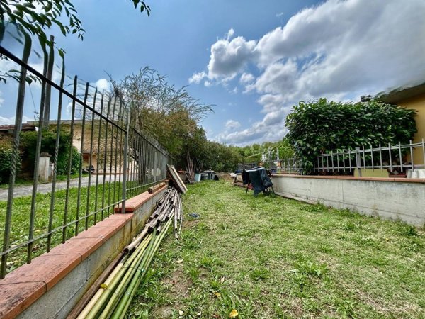 casa indipendente in vendita a San Giovanni Valdarno in zona Badiola-Renacci