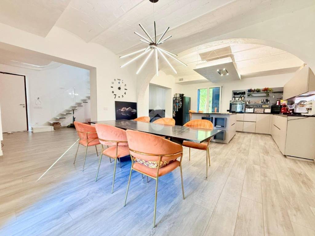 casa indipendente in vendita a San Giovanni Valdarno in zona Montecarlo