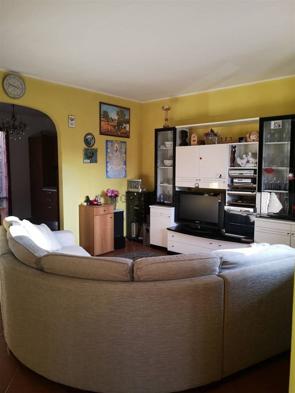 casa indipendente in vendita a San Giovanni Valdarno in zona Badiola-Renacci