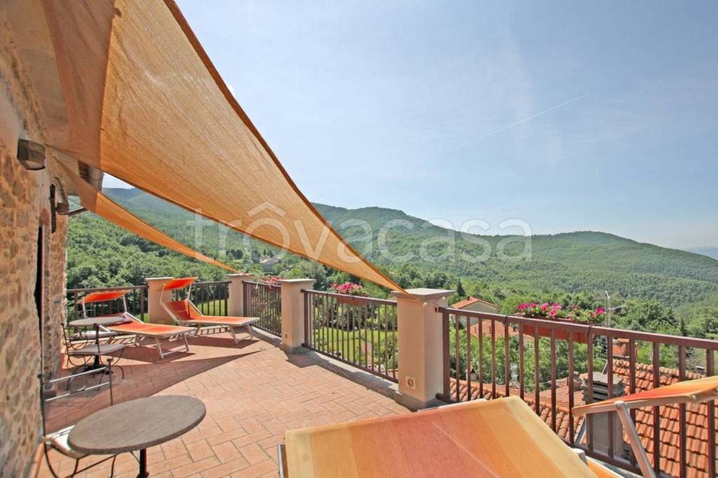 casa indipendente in vendita a Sansepolcro