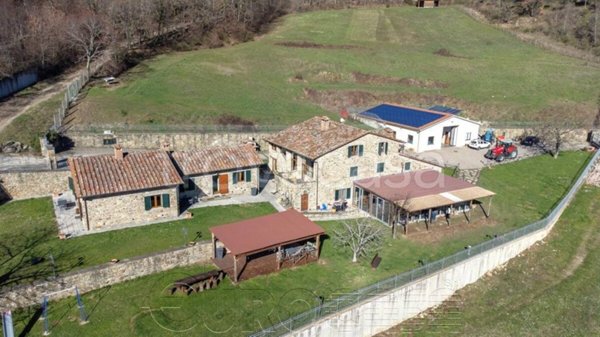 casa indipendente in vendita a Sansepolcro