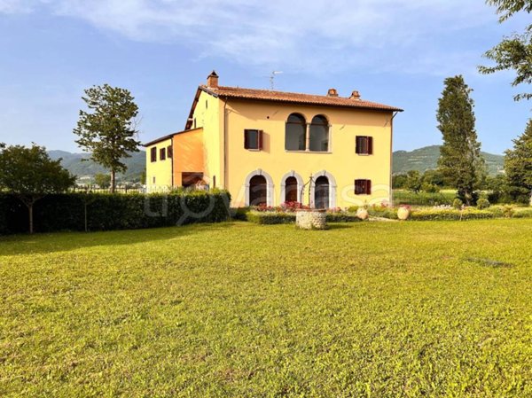 casa indipendente in vendita a Sansepolcro in zona Trebbio