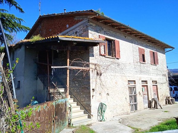 casa indipendente in vendita a Sansepolcro