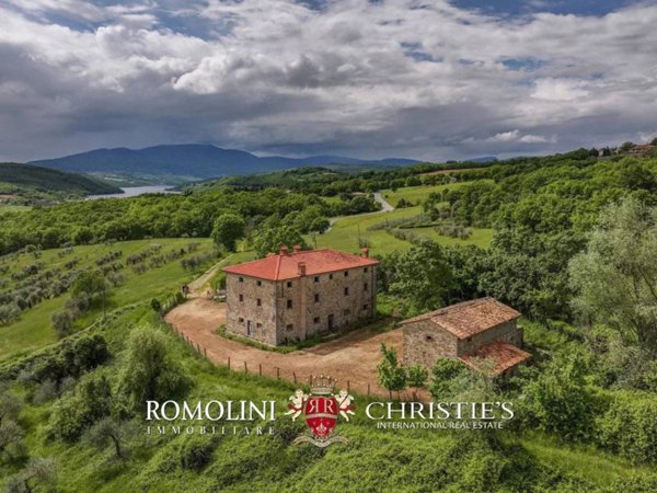 casa indipendente in vendita a Sansepolcro