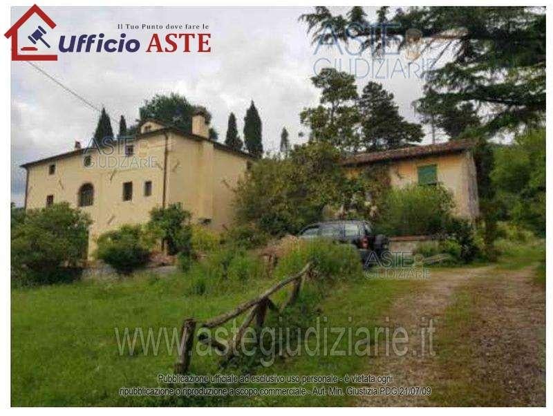 locale commerciale in vendita a Sansepolcro