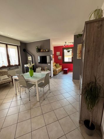 casa indipendente in vendita a Sansepolcro