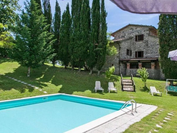 casa indipendente in vendita a Sansepolcro