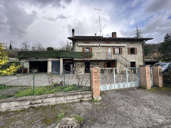 casa indipendente in vendita a Sansepolcro