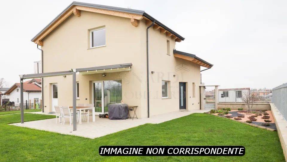 casa indipendente in vendita a Sansepolcro