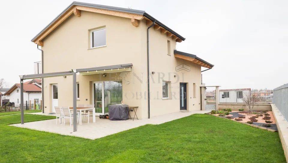 casa indipendente in vendita a Sansepolcro