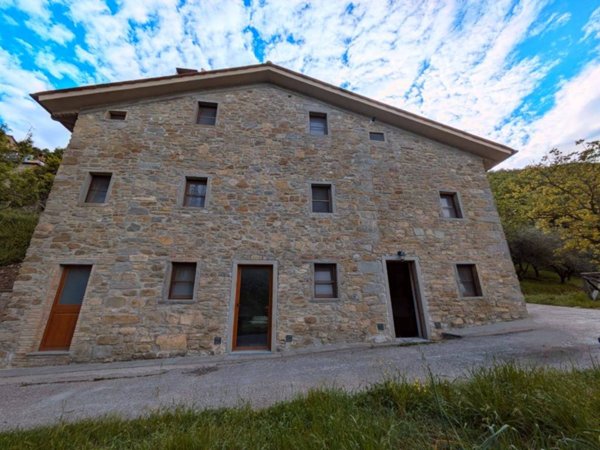 casa indipendente in vendita a Sansepolcro in zona Montagna