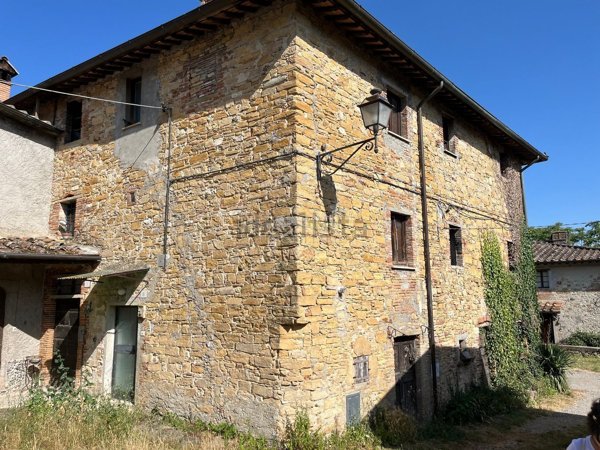 casa indipendente in vendita a Sansepolcro