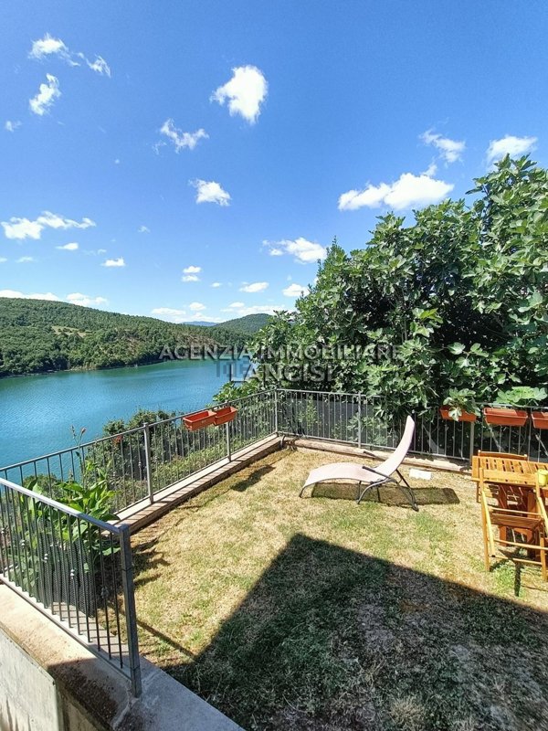 casa indipendente in vendita a Sansepolcro