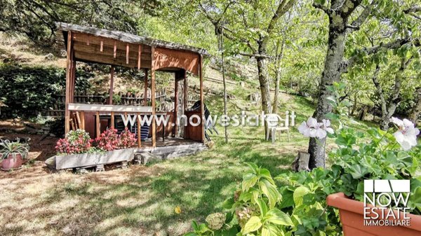 casa indipendente in vendita a Sansepolcro in zona Montagna