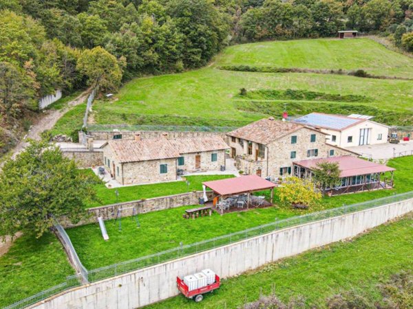 casa indipendente in vendita a Sansepolcro