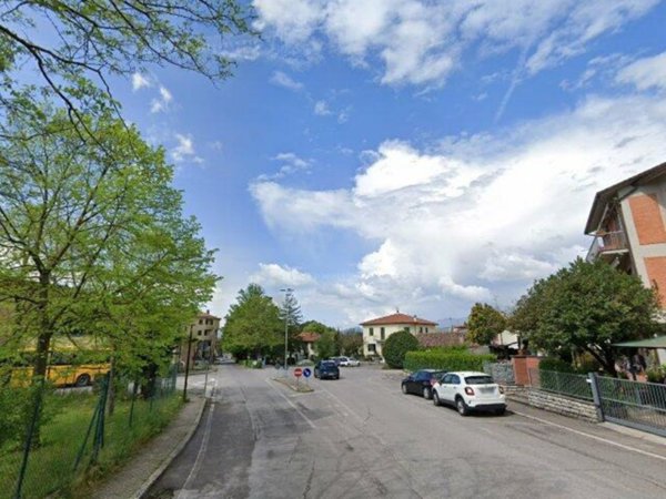 locale commerciale in vendita a Sansepolcro