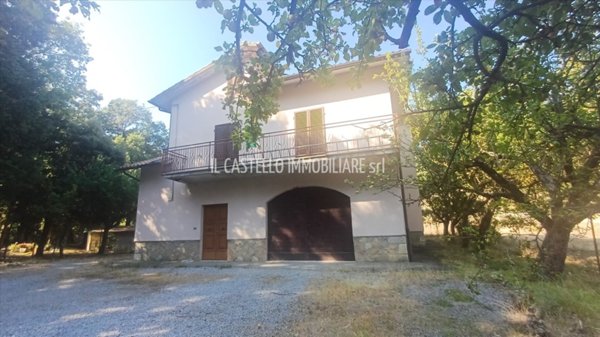casa indipendente in vendita a Sansepolcro in zona Montagna