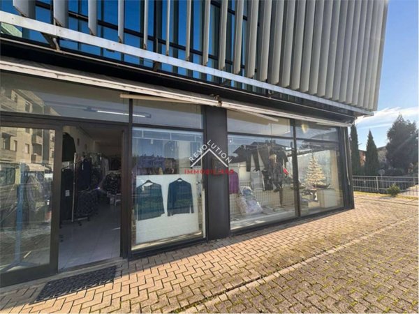 negozio in vendita a Sansepolcro