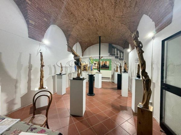 negozio in vendita a Sansepolcro