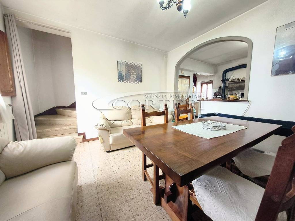 casa indipendente in vendita a Sansepolcro