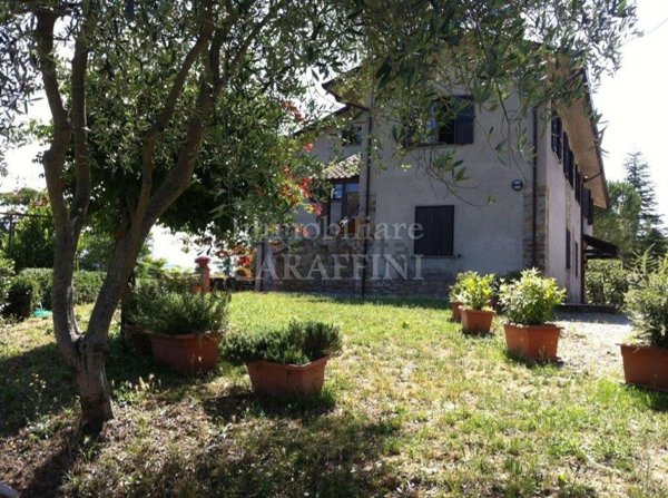 casa indipendente in vendita a Sansepolcro