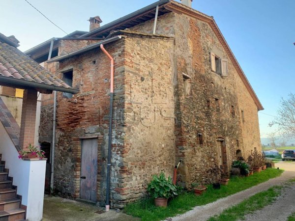 casa indipendente in vendita a Sansepolcro