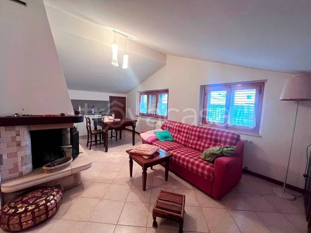 casa indipendente in vendita a Sansepolcro