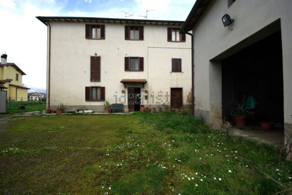 casa semindipendente in vendita a Sansepolcro