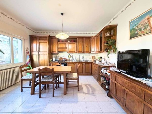 casa indipendente in vendita a Sansepolcro