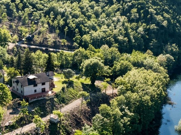 casa indipendente in vendita a Sansepolcro