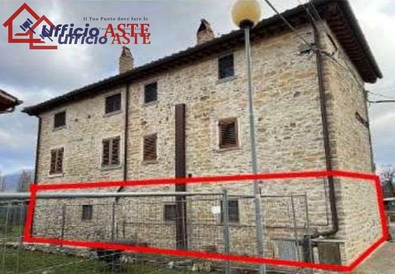 esavano in vendita a Sansepolcro in zona Santa Fiora