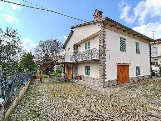 casa indipendente in vendita a Sansepolcro
